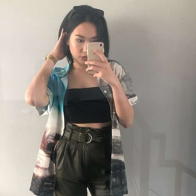 Potret Zana Cobhita Anak Nicky Astria yang Jarang Tersorot, Kini Beranjak Dewasa, Paras Cantiknya Bikin Salfok!