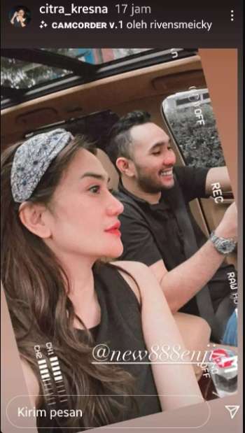 Potret Enji Baskoro Mantan Suami Ayu Ting Ting Pamer Gandengan Baru, Ternyata eks Istri Pebulu Tangkis Indonesia!