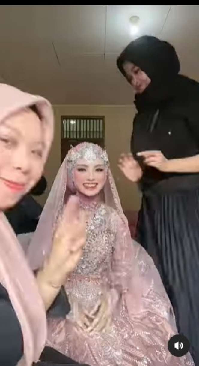 Viral Potret Pengantin Beratnya Hanya 33 Kg, MUA Bantu Agar Tampil Berisi, Hasilnya Bikin Pangling!