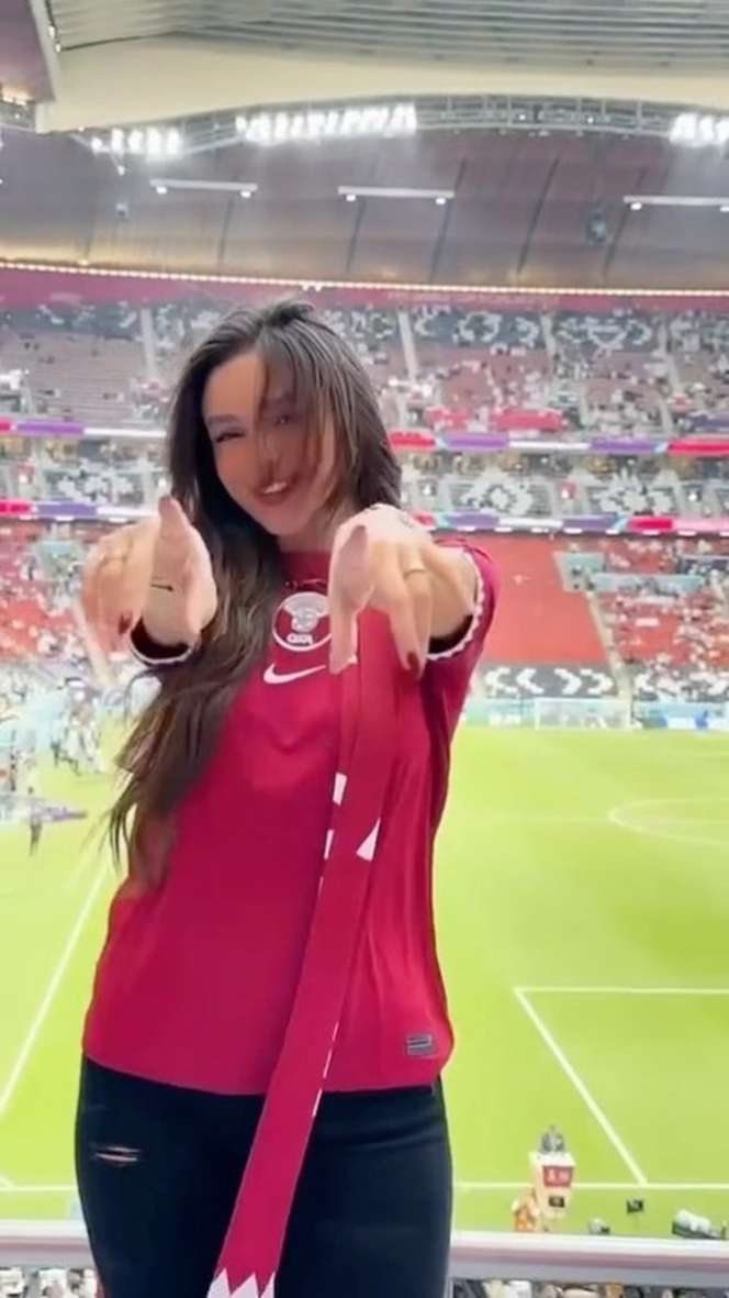 Potret Jeniver Challita Fans Cantik Arab Saudi yang Mirip Nia Ramadhani, Ramai Diajak Taaruf oleh Netizen