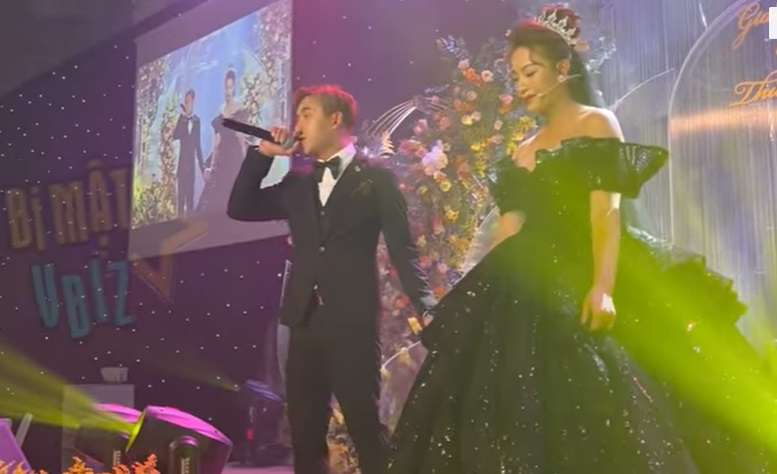 Pernikahan Artis Cantik Ini Ramai Dicibir, Gelar Pesta Mewah Tapi Makanan Buruk, Ternyata Rumah Tangganya Berakhir Tragis!