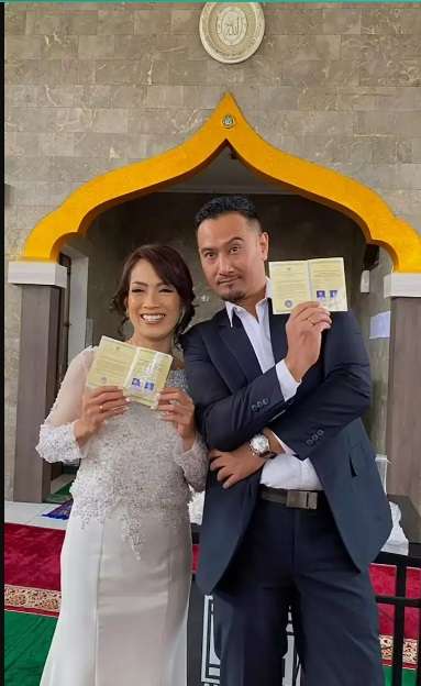 Potret Pernikahan Mudjie Massaid Adik Ipar Angelina Sondakh, Sosok Sang Istri Tuai Sorotan!