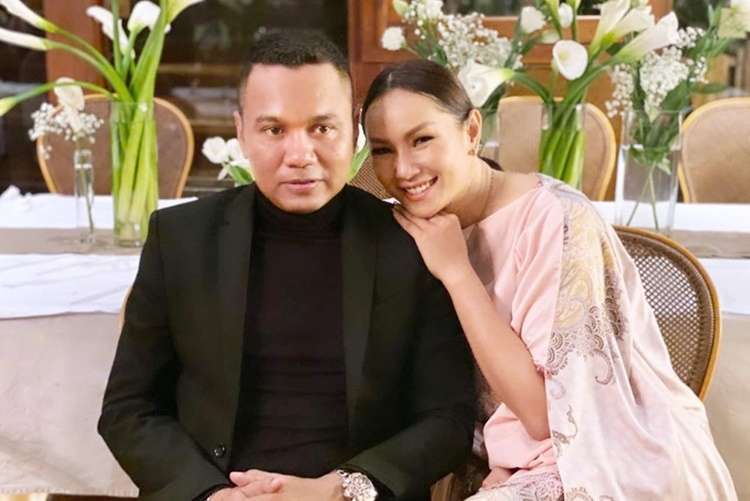 6 Artis Cantik Ini Punya Suami Pengacara Kondang, Terakhir Rela Jadi istri Kedua!
