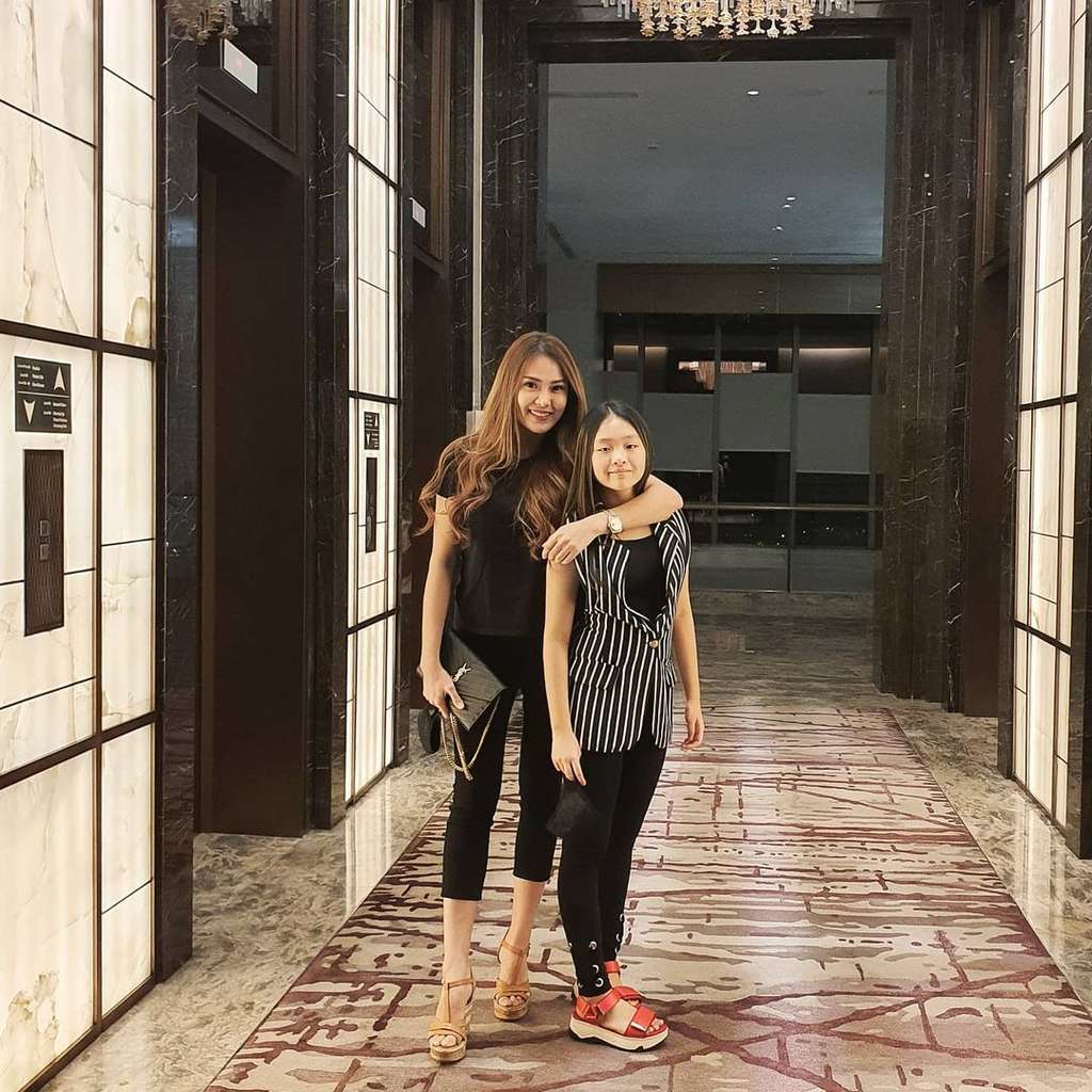 Potret Vegen Acni Mantan Istri Pertama Vincent Raditya, Dijuluki Hot Mom