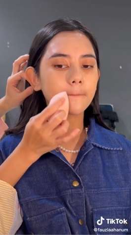 Viral MUA Bagikan Tutorial Makeup Ziva Magnolya, Hasilnya Malah Mirip Rachel Vennya? Lihat 8 Potretnya