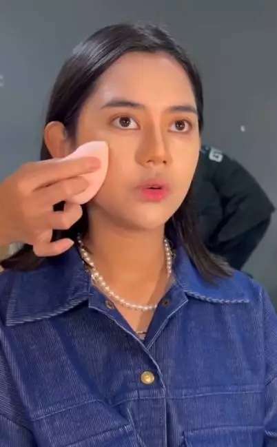 Viral MUA Bagikan Tutorial Makeup Ziva Magnolya, Hasilnya Malah Mirip Rachel Vennya? Lihat 8 Potretnya