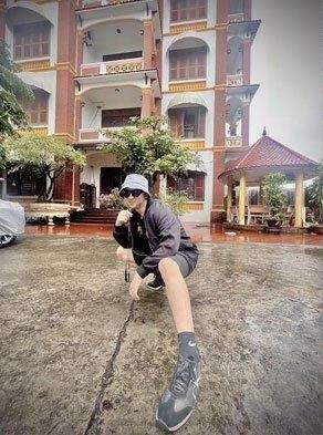 Ingat Artis Ganteng yang Nikahi Gurunya Sendiri? Pernikahannya Berakhir Tragis, Kini Hidupnya Berubah Drastis