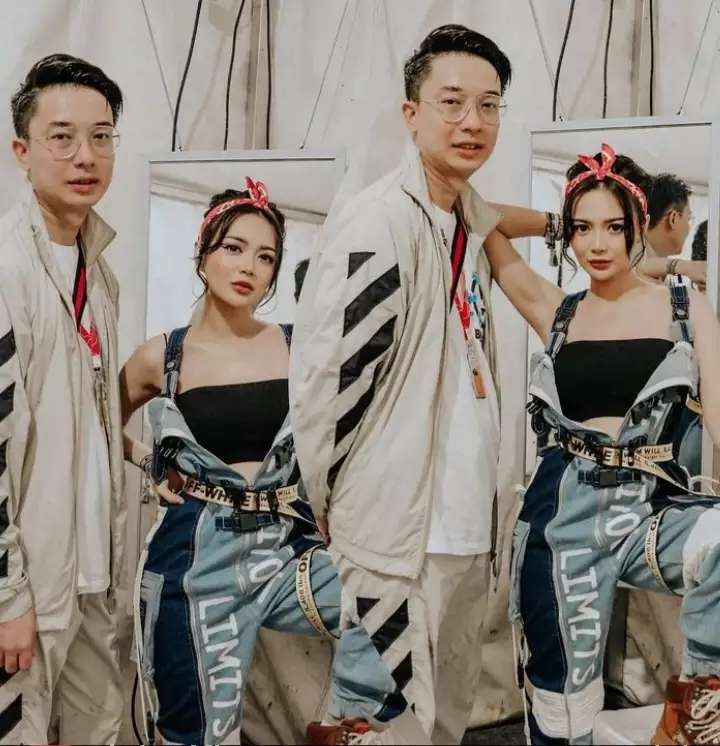 10 Potret Mesra Wika Salim & Pacarnya yang Disebut Mirip Indra Kenz, Netizen: Gantengan Ini!