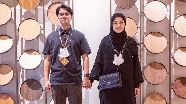 Ingat Herfiza Istri Ricky Harun? Hilang dari Layar Kaca, Profesi Barunya Ternyata Lebih Menggiurkan!