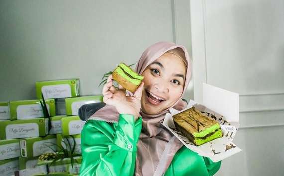 Ingat Pelawak Ulfa Dwiyanti? Lama Menghilang Kabarnya Bikin Syok, Tak Malu Jualan Seblak, Lihat 8 Potretnya