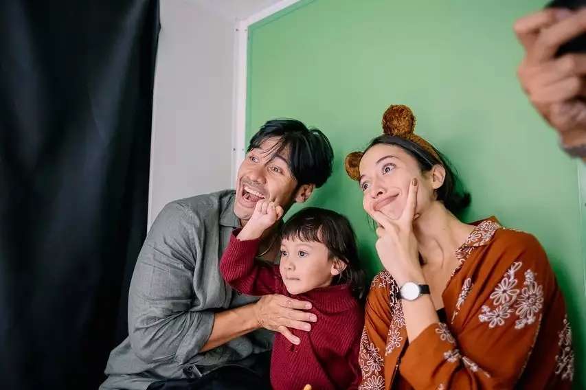 Ingat Mantan Pacar Laudya Cynthia Bella Ini? Kini Jadi Bos PH, Dihujat Gegara Dianggap Bela Pelakor, Cek 8 Potretnya!