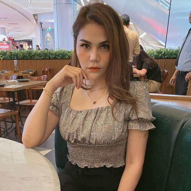 10 Orang Luar Negeri Jadi Artis Terkenal di Indonesia, Terakhir Digosipkan Pacari Lucinta Luna!