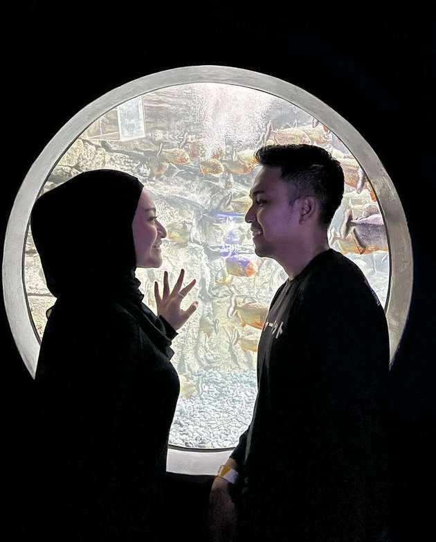 Potret Nathalie Holscher dan Kekasihnya Fariz Dituding Tinggal Serumah!