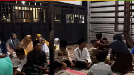 Potret Ulya Bule Cantik Asal Rusia Saat Ikut Acara Maulid di Kampung, Cantik Banget!