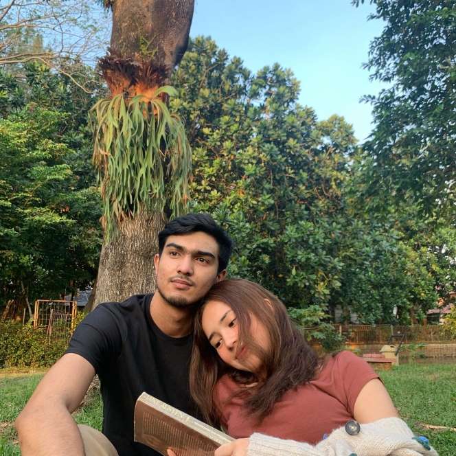 Potret Seleb Kakak Beradik yang Sering Dikira Pacaran, Kedekatannya Bikin Iri!