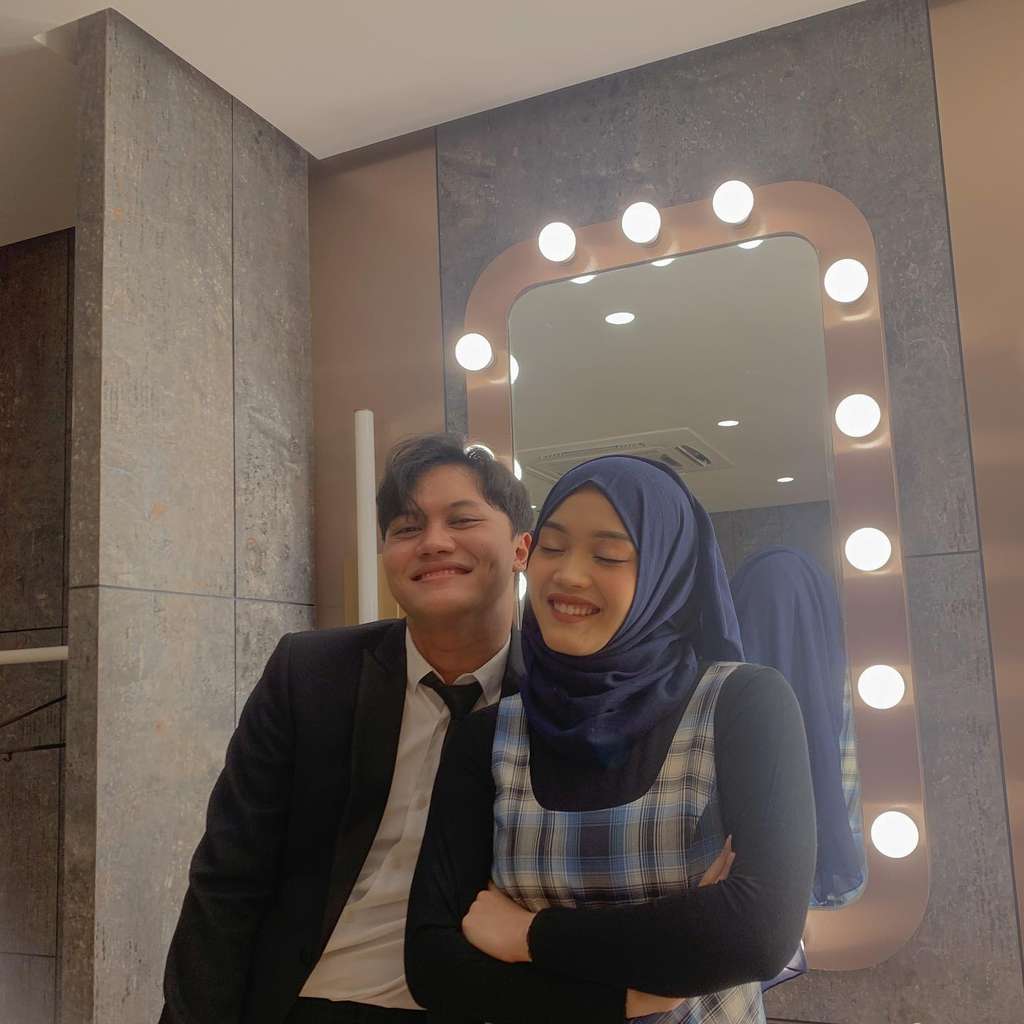 Potret Seleb Kakak Beradik yang Sering Dikira Pacaran, Kedekatannya Bikin Iri!