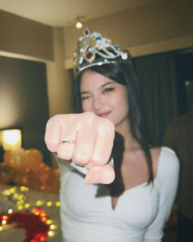 Pesona Mirriam Eka yang Dilamar Julian Jacobs, Sahabat Baik Brisia Jodie