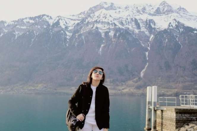 Ingat Dera Jebolan Indonesian Idol? Dulu Tomboy & Dituding Lesbian, Kini Disebut Makin Ganteng, Cek 8 Potretnya