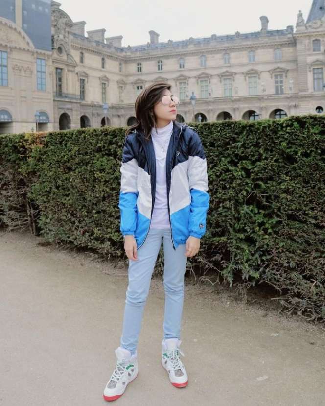 Ingat Dera Jebolan Indonesian Idol? Dulu Tomboy & Dituding Lesbian, Kini Disebut Makin Ganteng, Cek 8 Potretnya