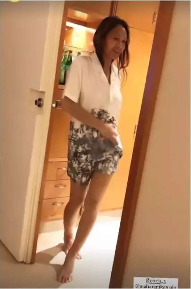 8 Potret Bunda Corla Usai Dimakeover Ivan Gunawan, Penampilannya Berubah Drastis!
