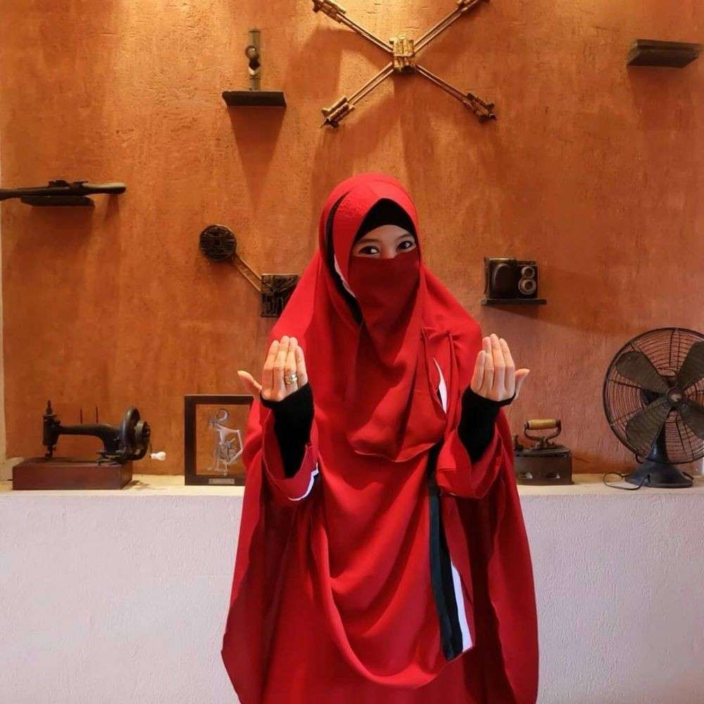 Ingat Artis Peggy Melati? Kini Hidupnya Bak Bumi & Langit, Jadi Ustazah Bercadar, Nama Barunya Jadi Sorotan