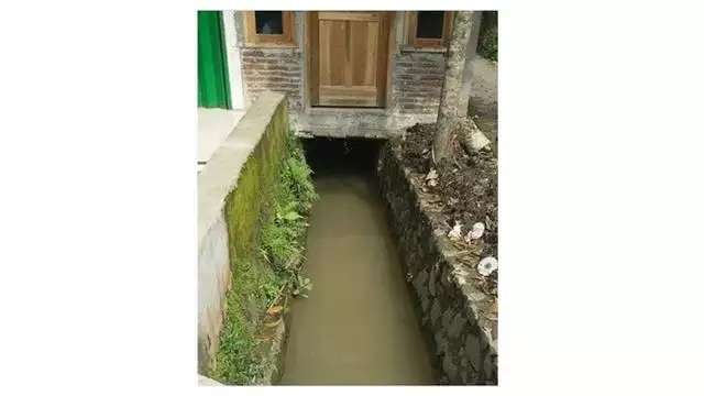 10 Potret Desain Rumah Teraneh yang Dijamin Sulit Kamu Jumpai, Bentuknya Bikin Terheran-Heran!