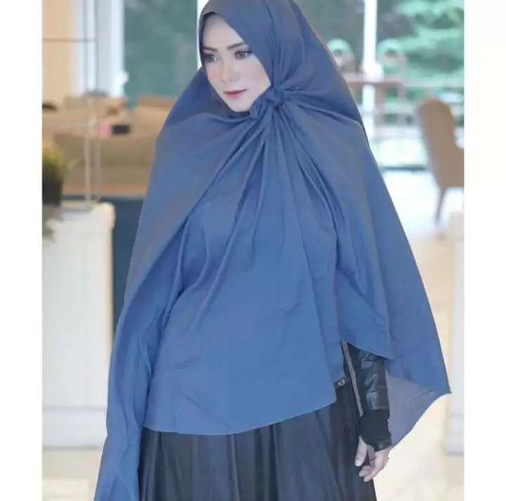 10 Potret Anne Istri Baru Teddy Syach Jika Tanpa Makeup, Kecantikannya Disebut Bak Bidadari!