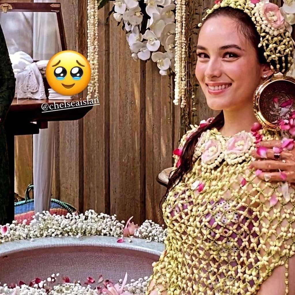 Potret Cantiknya Chelsea Islan Saat Prosesi Siraman Jelang Nikah