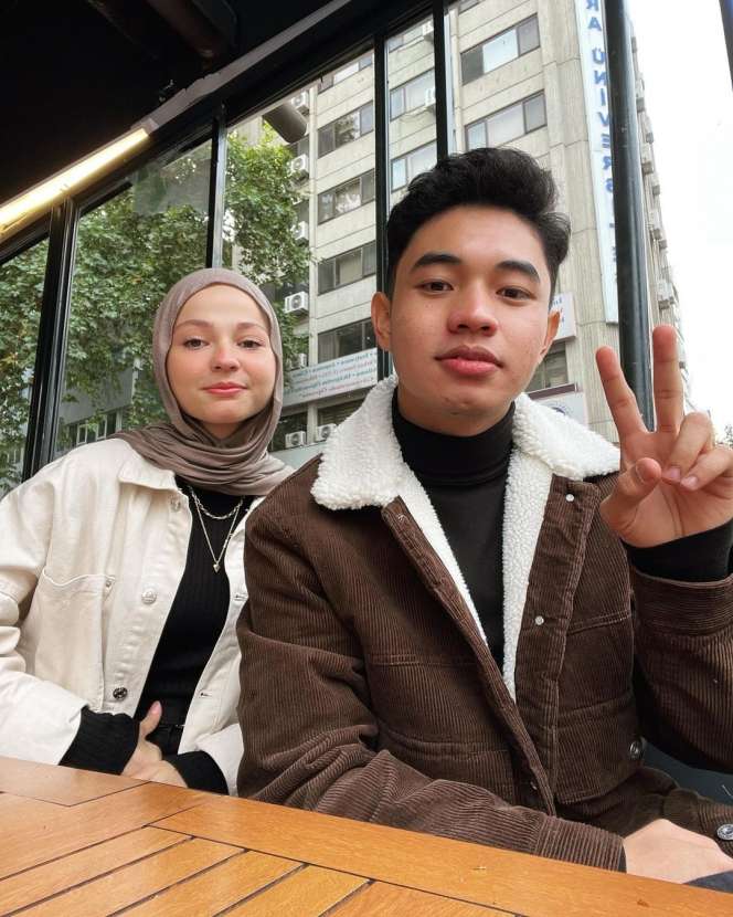 Potret Fiki Naki dan Tugba Main di Taman Turki, Netizen Doakan Berjodoh!