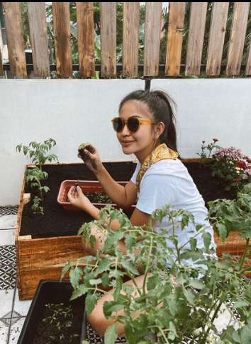 Potret Kebun Mini Young Lex di Rumah, Ternyata Hasil Hobi Sang Istri!