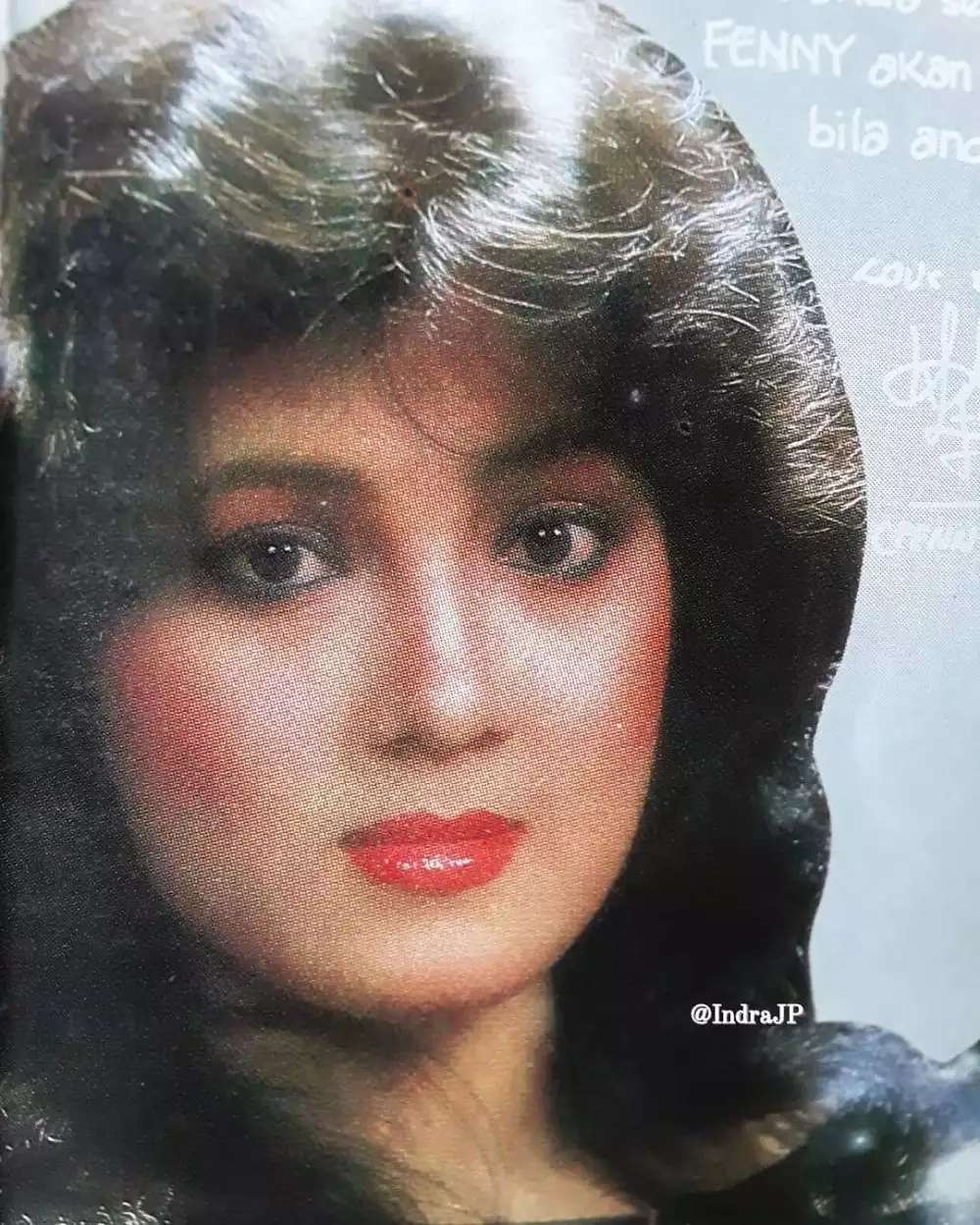Ingat Bintang Iklan Automotif Era 90-an Ini? Ternyata Ibu Artis Terkenal & Kaya Raya, Siapa Dia? Cek 8 Potretnya 