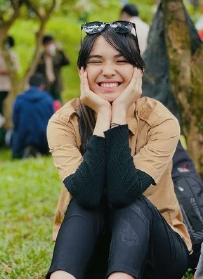 Cantiknya Sarah Beatrix Pemain Catatan Akhir Sekolah The Series, Bikin Mata Pria Tak Berkedip