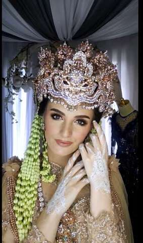 Potret Ceu Nana Bule Cantik Asal Serbia Jadi Model Pengantin Sunda, Hasilnya Bikin Pangling!