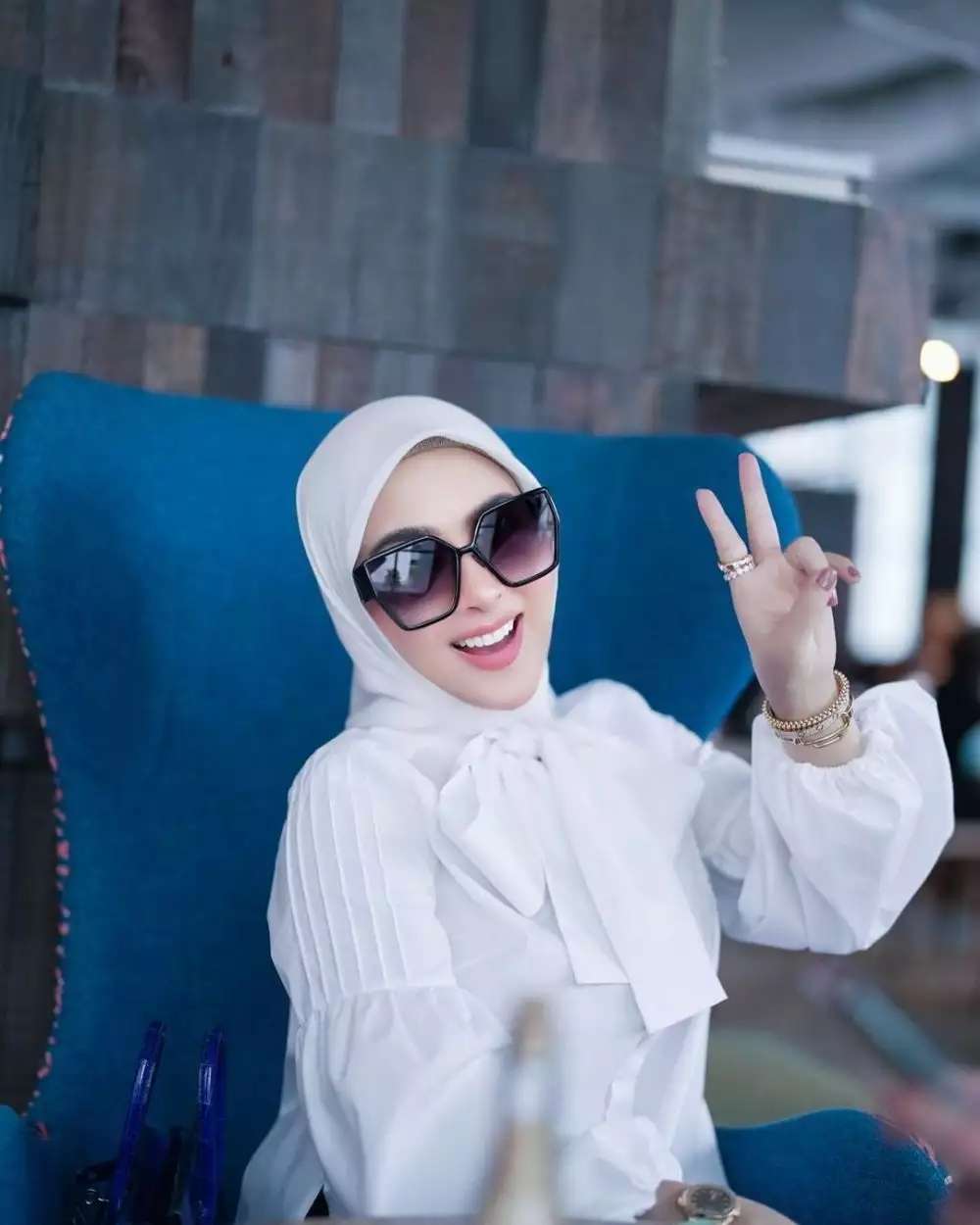 10 Sumber Kekayaan Syahrini VS Reino Barack yang Diisukan Cerai, Siapa Lebih Konglomerat?