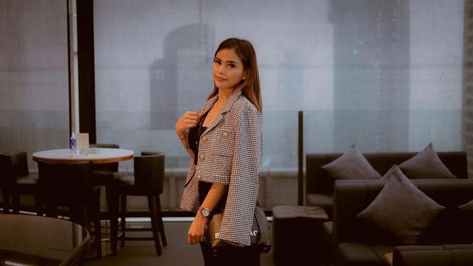 Ingat DJ Verny yang Ngaku Dihamili Denny Sumargo? Menghilang Usai Terbukti Fitnah, Begini Nasibnya!