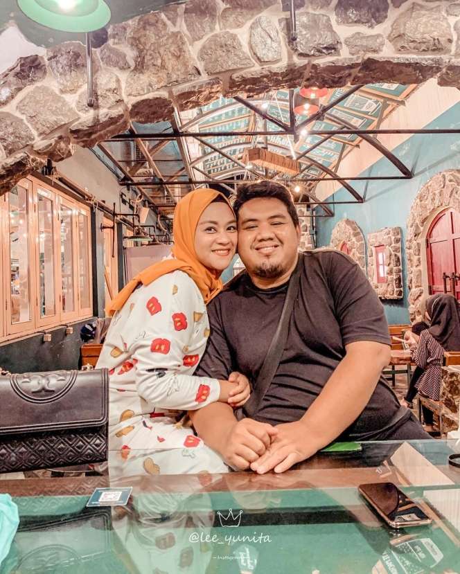 Adu Gaya Yunita Lestari VS Destiani Astinatri, Sama-sama Mantan Istri Daus Mini, Kini Penampilan Mereka Berubah Drastis!