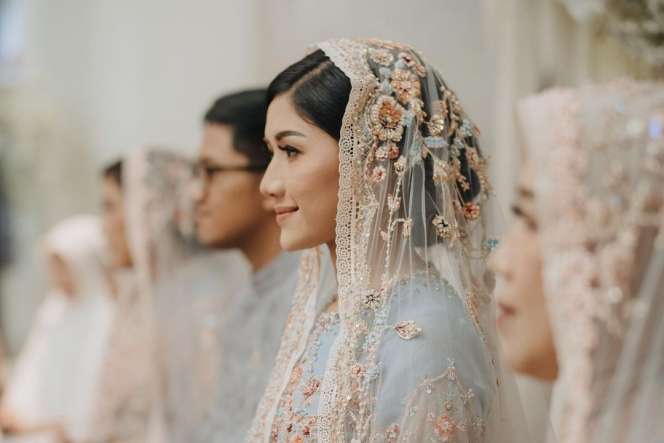 Erina Gudono Tampil Flawless di Pengajian Jelang Pernikahan