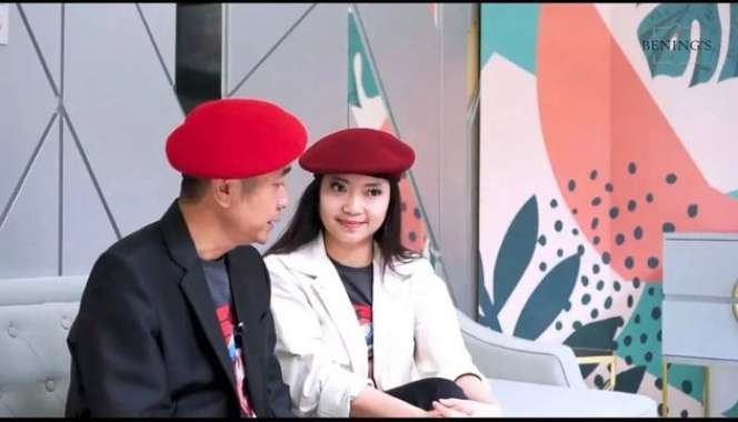 Jarang Tersorot! Potret Queen Marwah Istri Mendiang Lord Rangga, Lebih Muda 30 Tahun