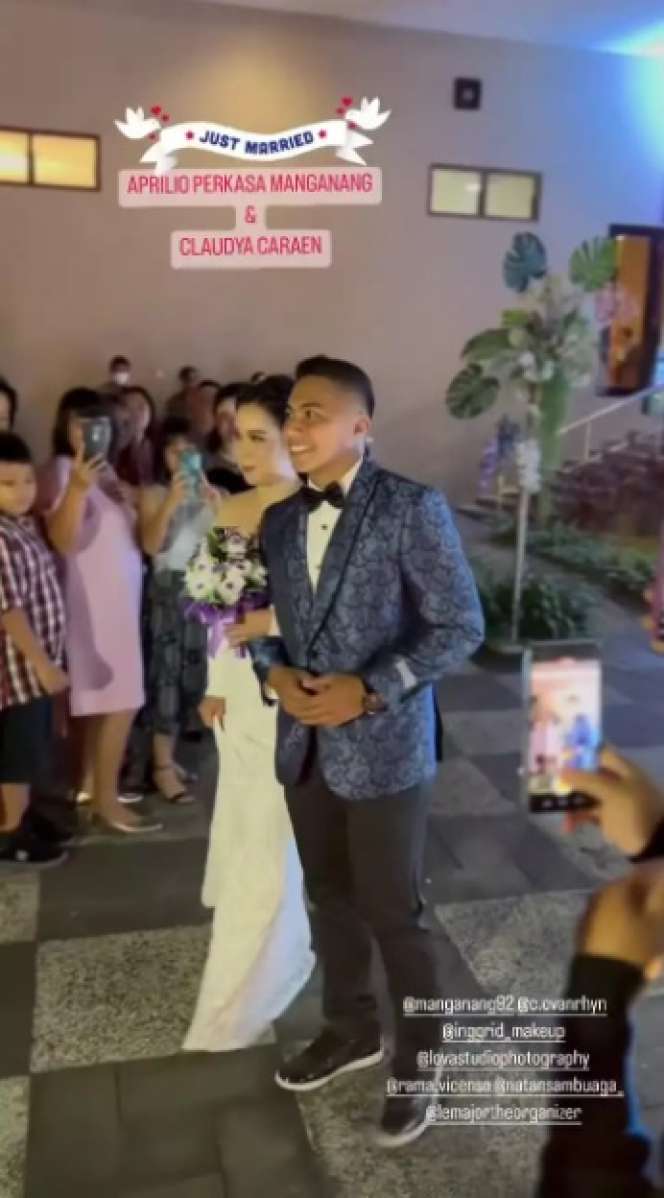 Potret Pernikahan Aprilio Manganang dan Claudya, Romantis dan Penuh Haru!