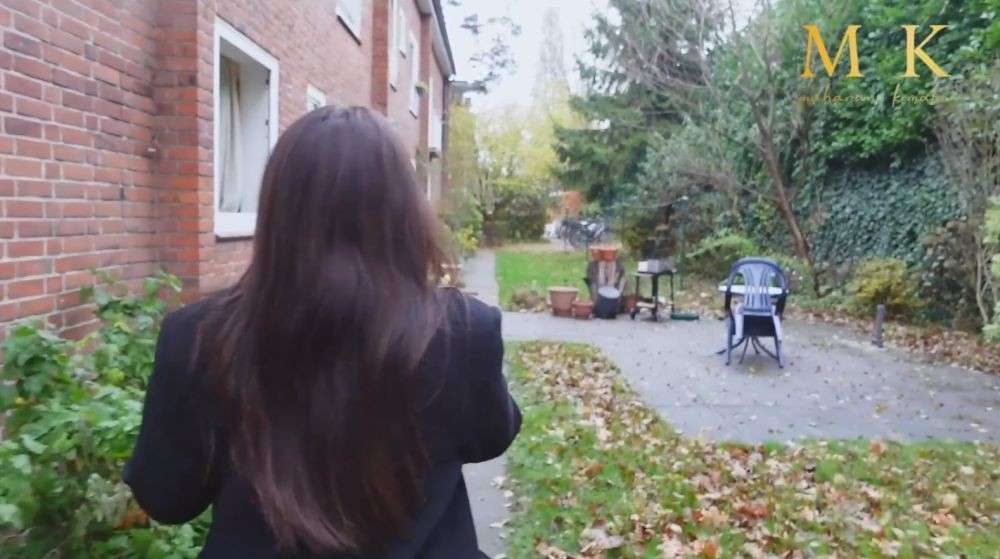 10 Potret Rumah Sederhana Bunda Corla di Jerman, Ada Jendela Viral di Kamar Tidurnya!