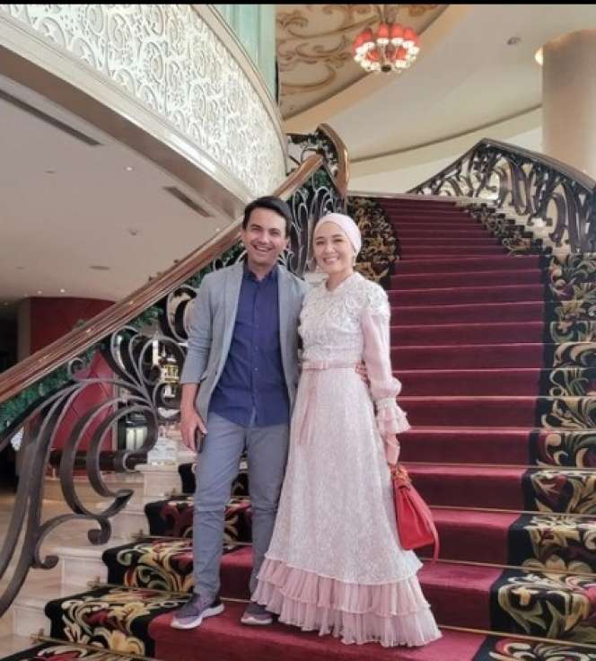 Sahrul Gunawan Pamer Gandengan Baru, Sosoknya Bukan Orang Sembarangan!