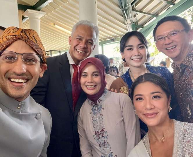 Potret Para Menteri Berbalut Pakaian Adat Solo di Nikahan Kaesang
