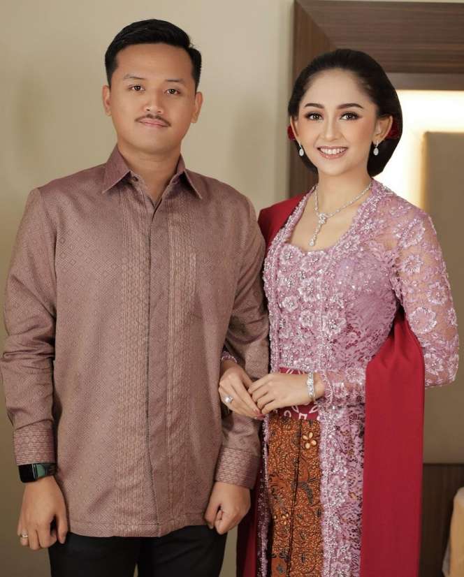 Potret Dini Nurfitri Menantu Eks Panglima TNI jadi Bridesmaid Kaesang-Erina