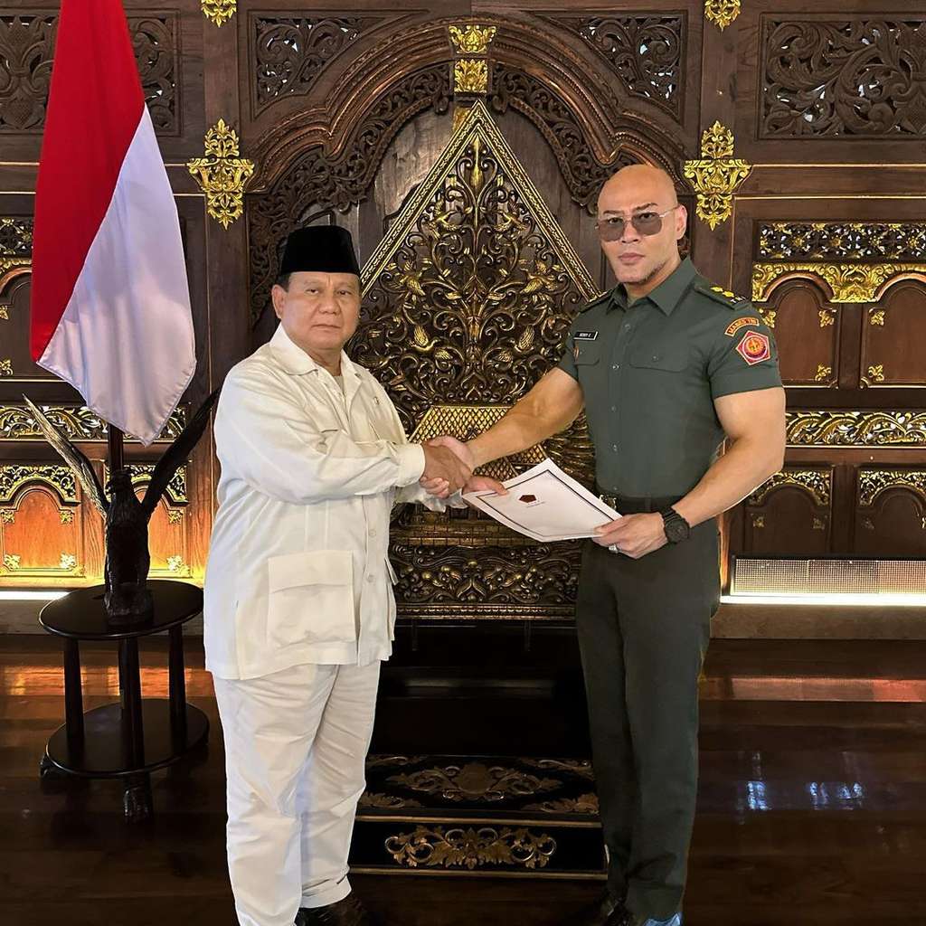 Potret Deddy Corbuzier Terima Pangkat Letkol Tituler Angkatan Darat, Berapa Gajinya?