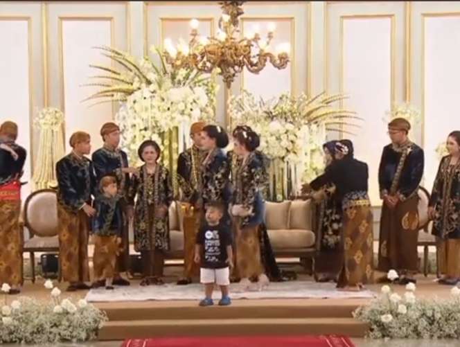 Potret Nahyan 'Ketua dari Medan' Tampil Beda di Nikahan Kaesang-Erina: 'Ada Bocil Pake Kutang doang'