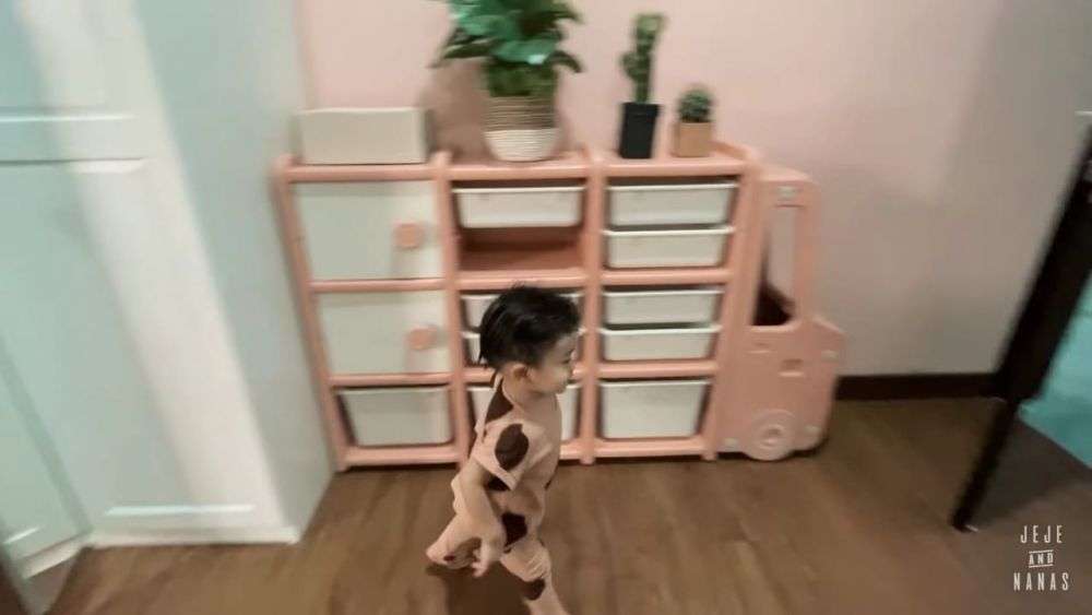 10 Potret Kamar Anak Kembar Syahnaz Sadiqah & Jeje, Bak Istana Boneka, Keren Banget!