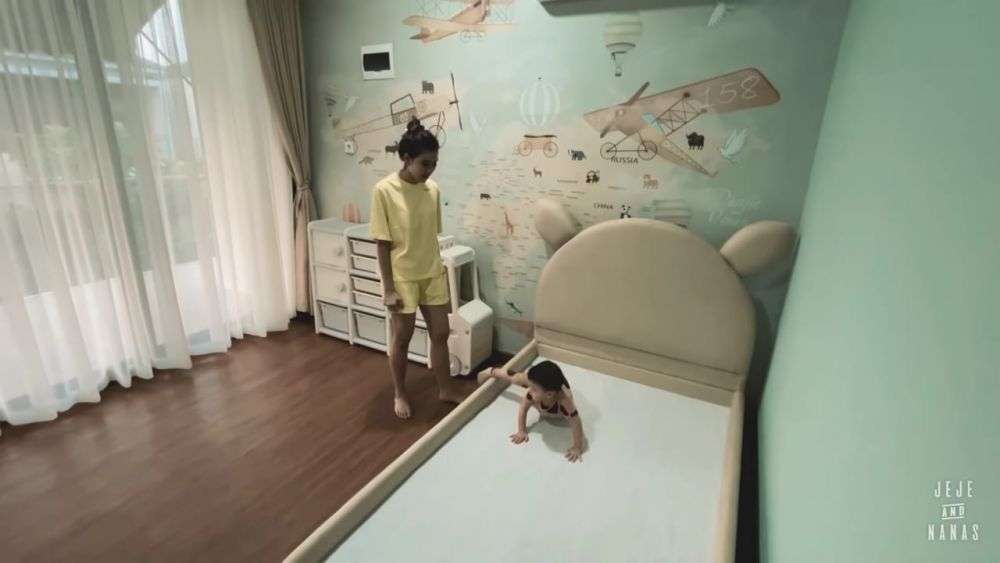 10 Potret Kamar Anak Kembar Syahnaz Sadiqah & Jeje, Bak Istana Boneka, Keren Banget!