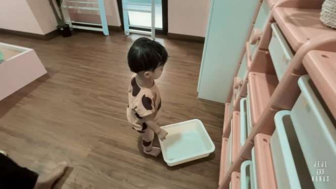 10 Potret Kamar Anak Kembar Syahnaz Sadiqah & Jeje, Bak Istana Boneka, Keren Banget!
