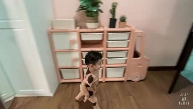 10 Potret Kamar Anak Kembar Syahnaz Sadiqah & Jeje, Bak Istana Boneka, Keren Banget!