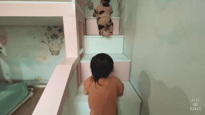 10 Potret Kamar Anak Kembar Syahnaz Sadiqah & Jeje, Bak Istana Boneka, Keren Banget!